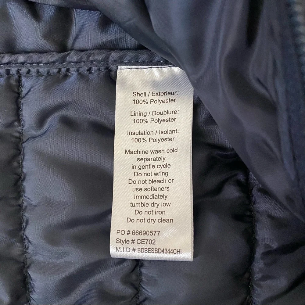 Walmart navy puffer vest size S - Picture 7 of 7